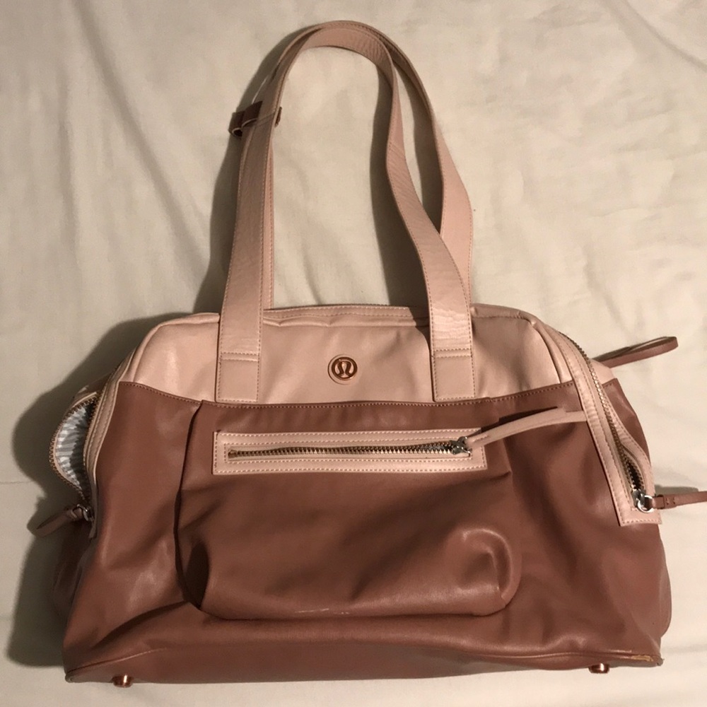 Lululemon gym duffle bag